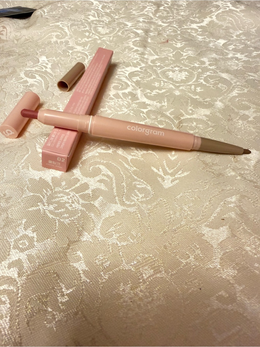 COLORGRAM AllIn One Over-Lip Maker 02;,05 Cool Rose, Cool Pink Lip Liner-Contour